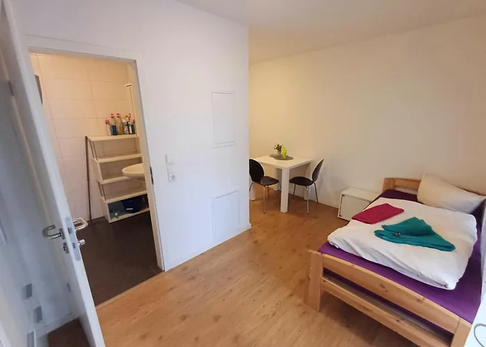 Apartments-wohnungen Direkt In דירה *